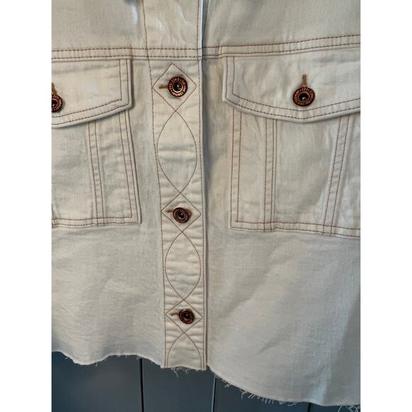 Frye Women's Cropped Raw Hem Denim Jacket in Size L NEW - Picture 7 of 10